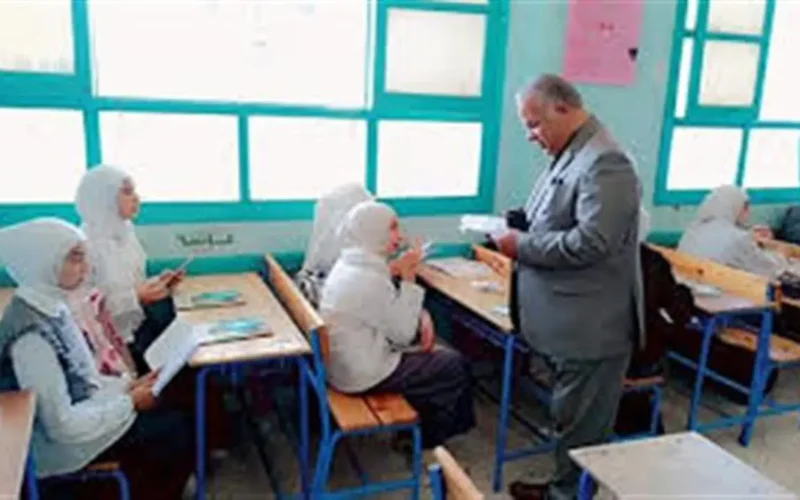 موعد العودة.. خريطة انتهاء إجازة نصف العام لطلاب المدارس والجامعات عام 2026